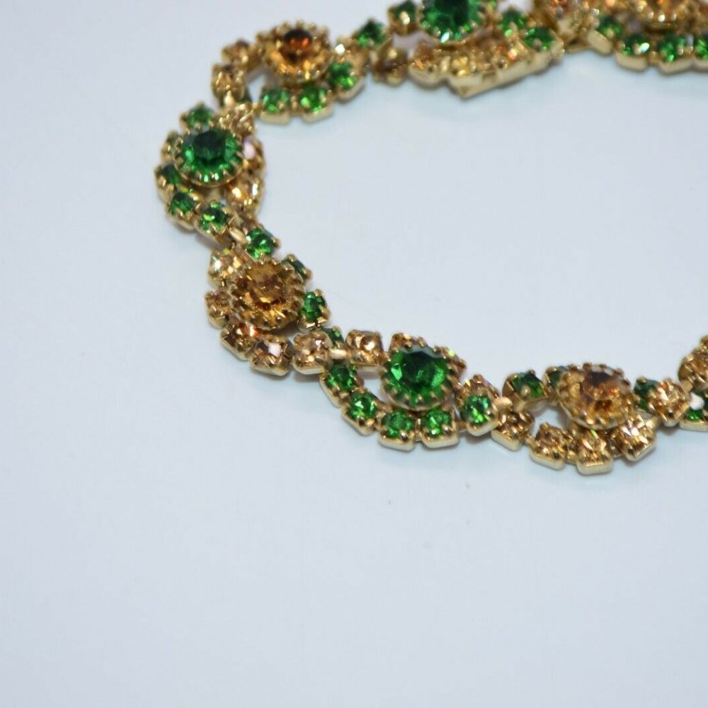 Green Topaz Glass Rhinestone Twist Gold Tone - Picture 2 of 5